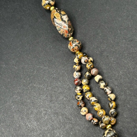 VTG Leopard Jasper Beaded Necklace Festish Animal Pendant 32” - Picture 4 of 6